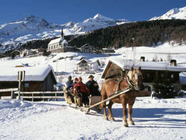 Pferdekutschen-fahren-im-Ahrntal
