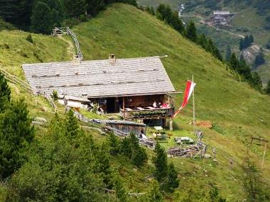 durra-alm-knuttenalm-rein-in-taufers-ahrntal